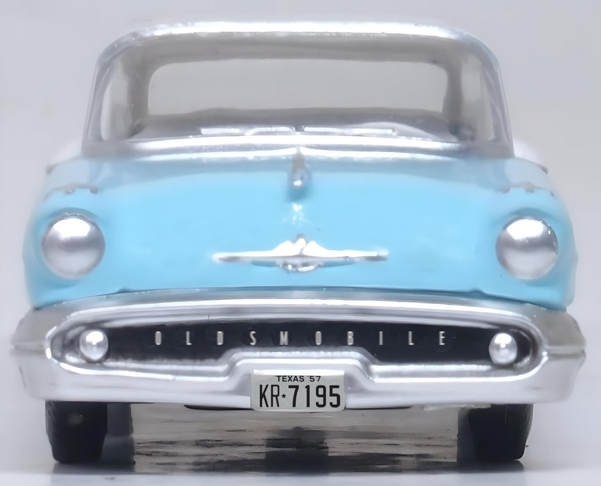 Oxford Diecast Oldsmobile 88 Convertible 1957 (Roof Up) Banff Blue and Alcan White by Oxford at 1:87 scale. Front