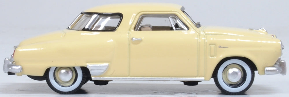 Oxford Diecast 1950 Studebaker Champion Starlight Coupe Tulip Cream