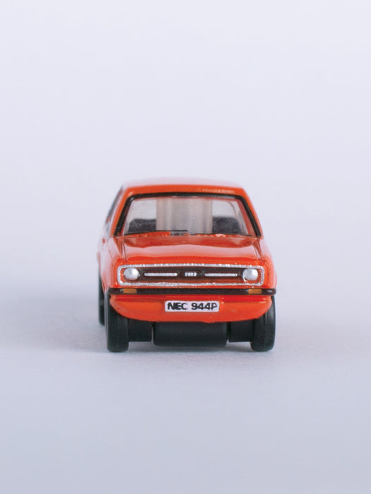 Model of the Ford Escort Mk2 Canival Red by Oxford at 1:148 scale.