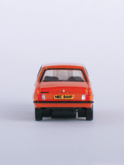 Model of the Ford Escort Mk2 Canival Red by Oxford at 1:148 scale.