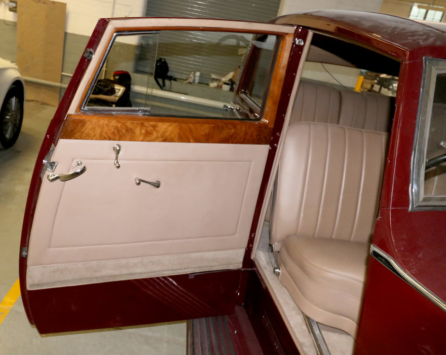 Oxford Diecast Rolls Royce 25/30 - Thrupp & Maberley Burgundy 43R25001 Scanned Car 8