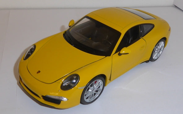 Welly Porsche 911 Yellow - 1:24 Scale 24040WYELLOW