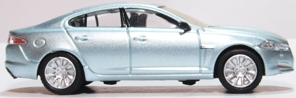 Oxford Diecast Jaguar XF Crystal Blue 76XF006