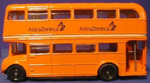 OXFORD DIECAST RM020 Astra Zeneca Bus Oxford Original Bus 1:76 Scale Model Omnibus Theme