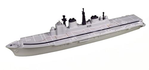 TRIANG TR1P700R05 HMS Invincible R05 Triang 1:1200 Scale Model Navy Theme