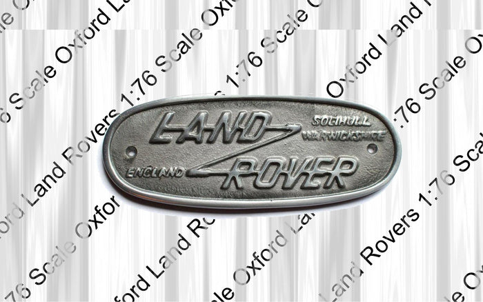 Oxford Land Rovers and Range Rovers at 1:76 scale.