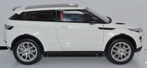 GT AUTOS Land Rover Evoque White - 1:18 Scale