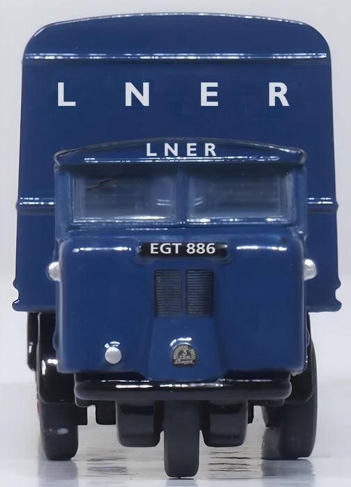 Oxford Diecast Scale  Scammell Mechanical Horse Van Trailer LNER - 1:120 (TT) scale front