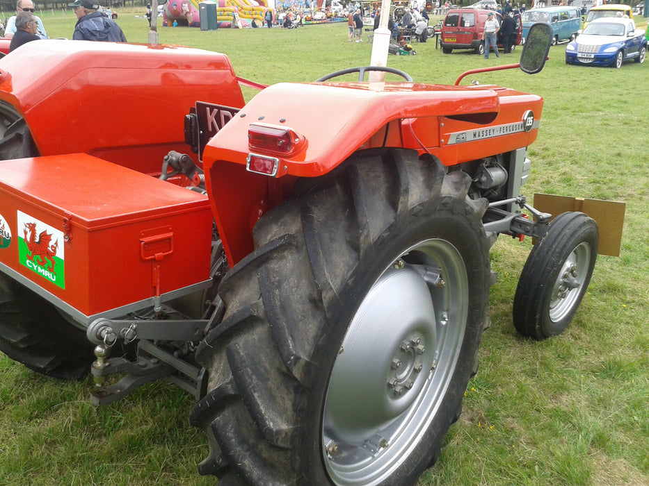 76MF001 Massey 135 - real thing near Swansea 2014 Rear