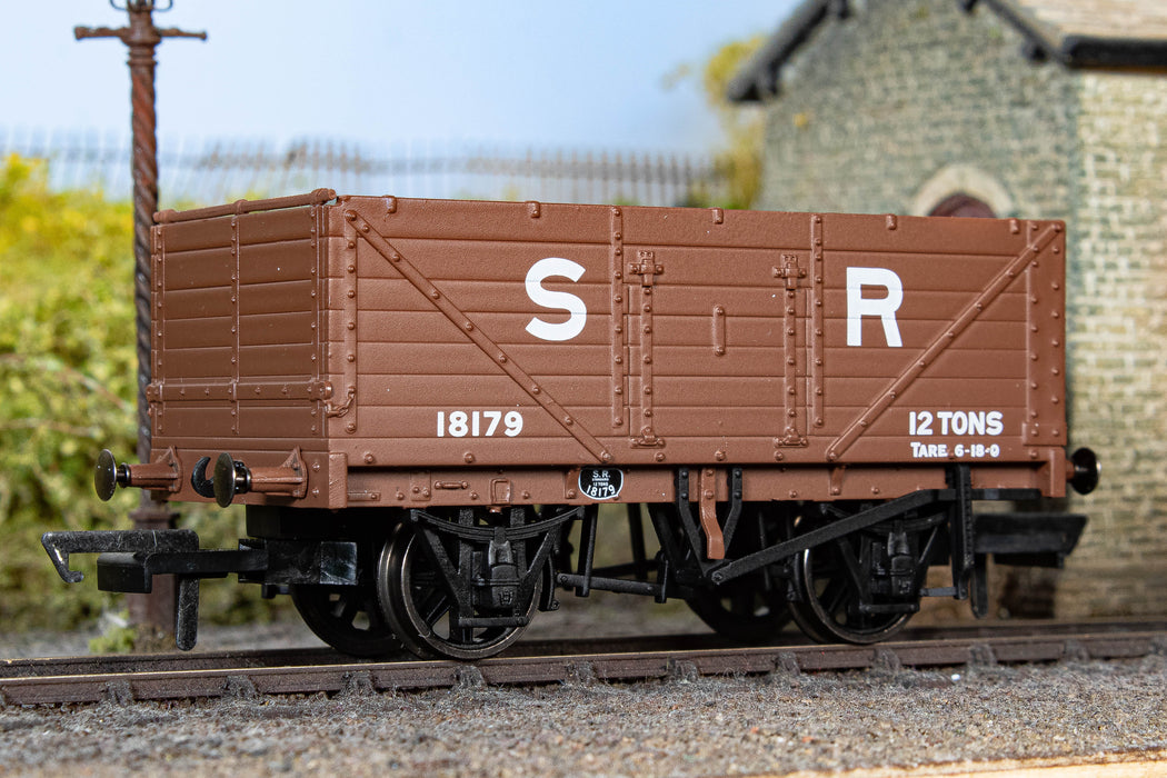 Oxford Rail 7 Plank Mineral Wagon SR18179