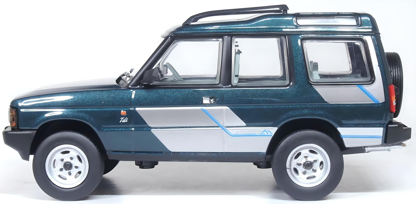Model of the Land Rover Discovery 1 Marseilles by Oxford at 1:43 scale. 43DS1003 Left