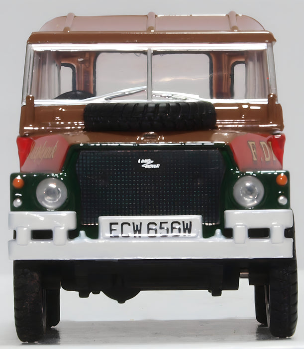Oxford Diecast Land Rover Lightweight Hard Top Fred Dibnah 76LRL006 1:76 Scale Front