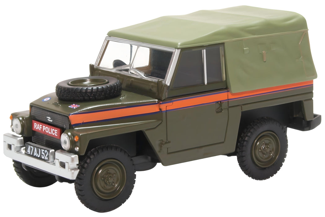Oxford Diecast Land Rover Lightweight Canvas RAF Police -1:43 scale 43LRL007