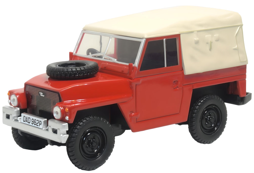 Oxford Diecast Red Land Rover Lightweight 1:43 scale - 43LRL011