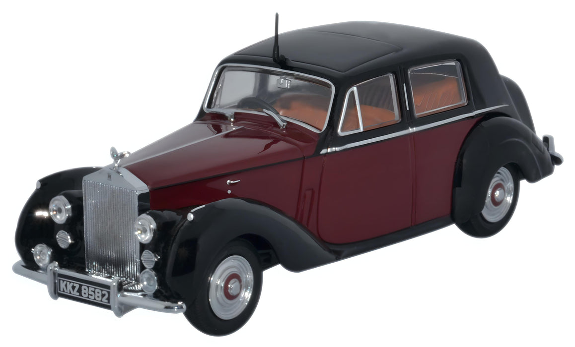 Oxford Diecast 1:43rd Scale Rolls Royce Silver Dawn/std Steel Maroon/black 43RSD001