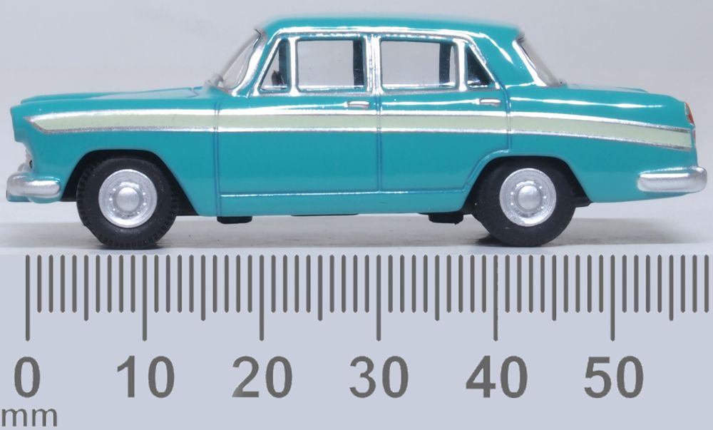 Oxford Diecast 76ACF006 Austin Cambridge Fern Green and Snowberry White 1:76 scale model Measuurements.