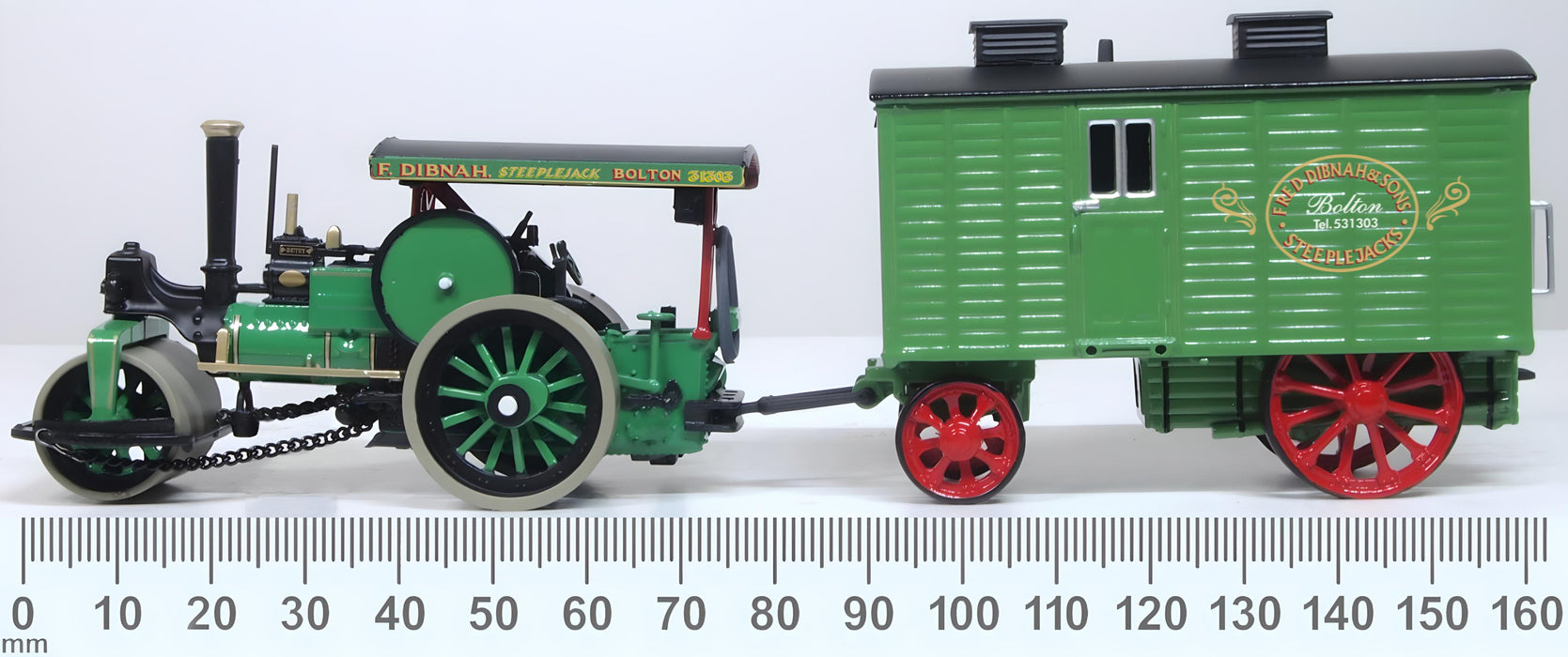 Oxford Diecast Fred Dibnah Aveling & Porter Road Roller (Betsy)  & Wagon 1:76 Scale