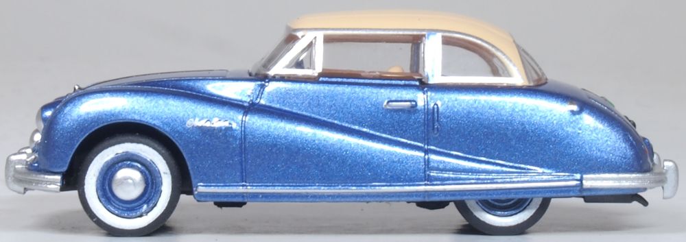 Model of the Blue/Ivory Austin Atlantic Coupe by Oxford at 1:76 scale.