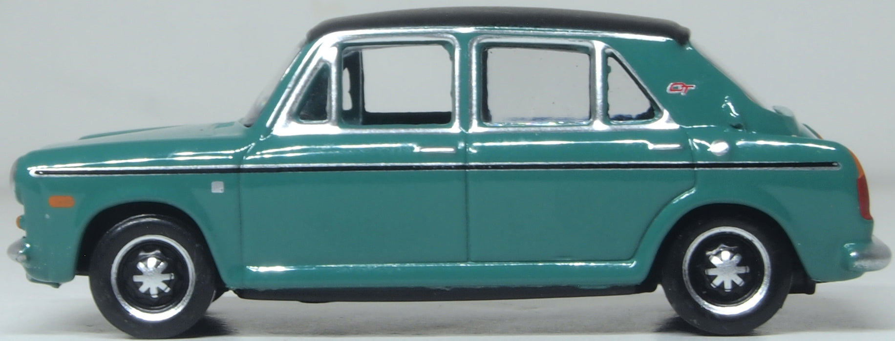 Oxford Diecast Austin 1300 GT Aqua 1:76 Scale