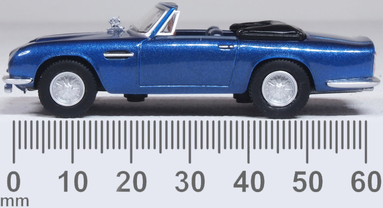 Oxford Diecast Aston Martin Db6 MkII Volante Seychelles Blue (King Charles III) 1:76
