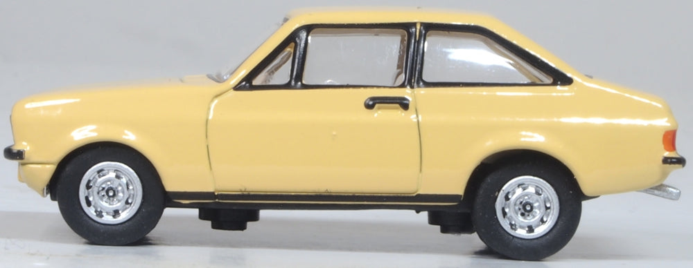 Oxford Diecast Ford Escort Mk2 Sahara Beige 1:76 Scale