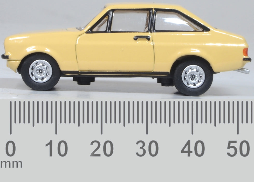 Oxford Diecast Ford Escort Mk2 Sahara Beige 1:76 Scale