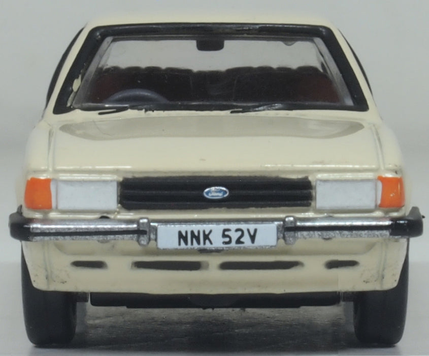Oxford Diecast Ford Cortina Mk5 Cordoba Beige 1:76