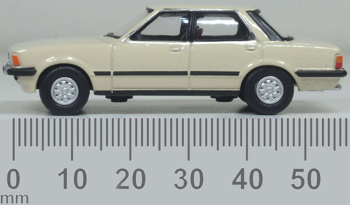 Oxford Diecast Ford Cortina Mk5 Cordoba Beige 1:76