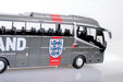 Oxford Diecast 76IR6005 England Football Team Coach 1:76 Scale Driver Side