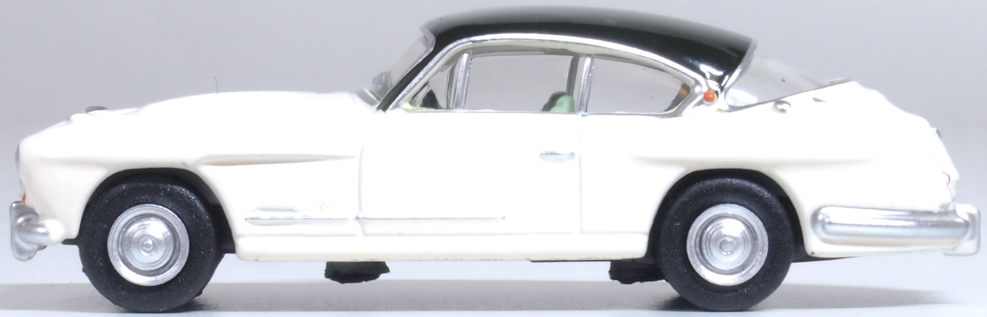 Oxford Diecast Jensen 541R OEW/Connaught Green