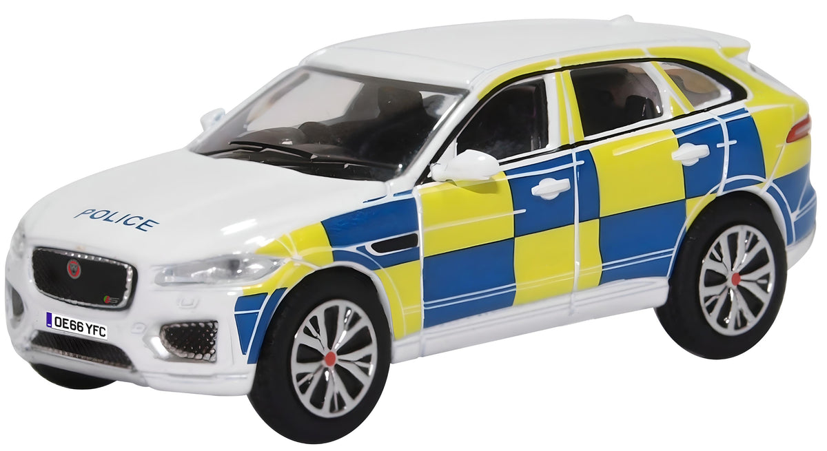 Automodello RANGE ROVER POLIZIA METROPOLITANA DI TERZA GENERAZ... 1/76 Automodello RANGE ROVER POLIZIA METROPOLITANA DI TERZA GENERAZ... 1/76