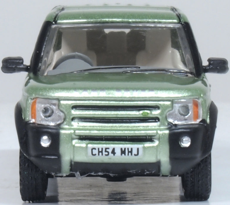 Model of the Land Rover Discovery 3 Vienna Green by Oxford at 1:76 scale.