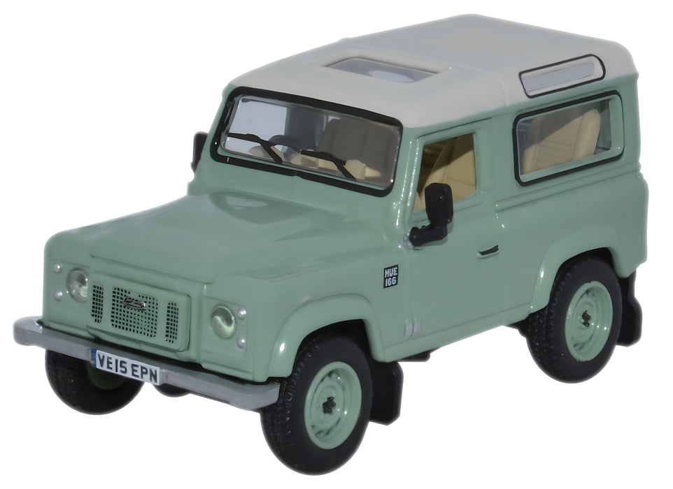 Oxford Diecast Land Rover Defender 90 Grasmere Green Heritage 1:76 Scale 76LRDF007HE