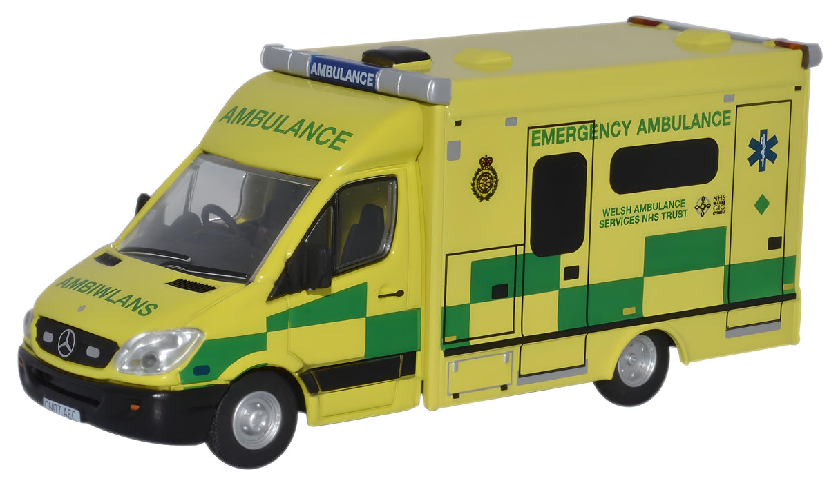 Oxford Diecast Mercedes Welsh Ambulance - 1:76 Scale 76MA001