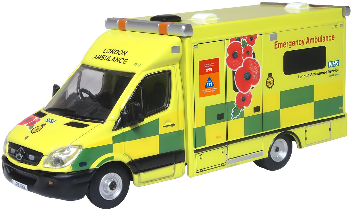 Oxford Diecast Mercedes Ambulance London Ambulance Service(Remembrance Day) Poppy Appeal 1:76 Scale Model