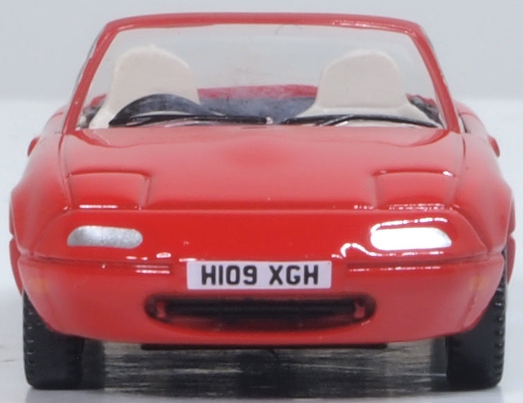 Oxford Diecast Mazda MX5 Mk1 (open) Classic Red