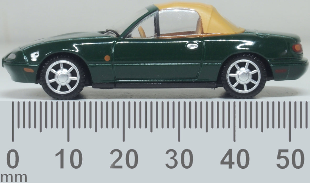 Oxford Diecast Mazda MX5 MK1 (Soft Top) British Racing Green 1:76