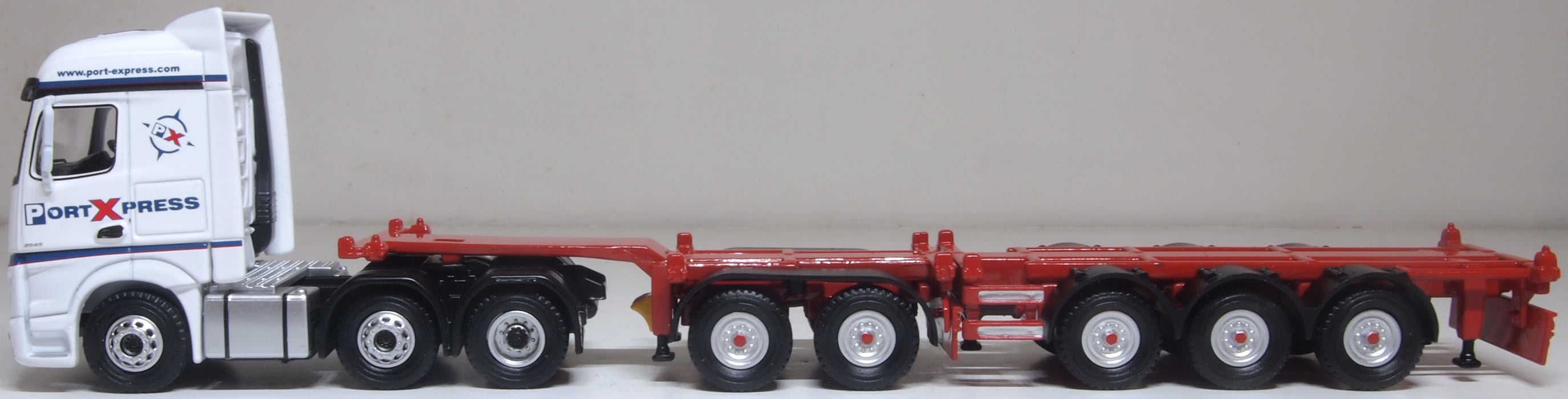 Oxford Diecast Mercedes Actros SSC D-tec Combitrailer Port Express 1:76