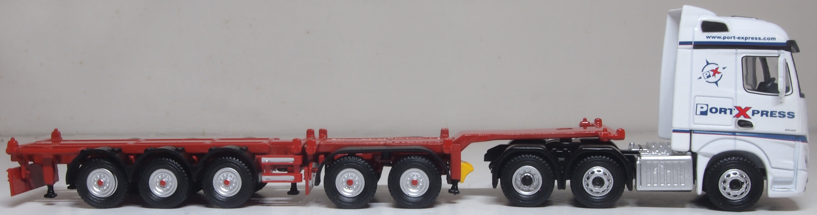Oxford Diecast Mercedes Actros SSC D-tec Combitrailer Port Express 1:76