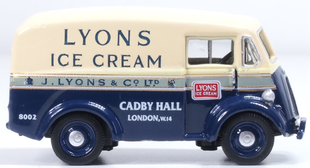 Oxford Diecast Morris J Van Lyons Ice Cream