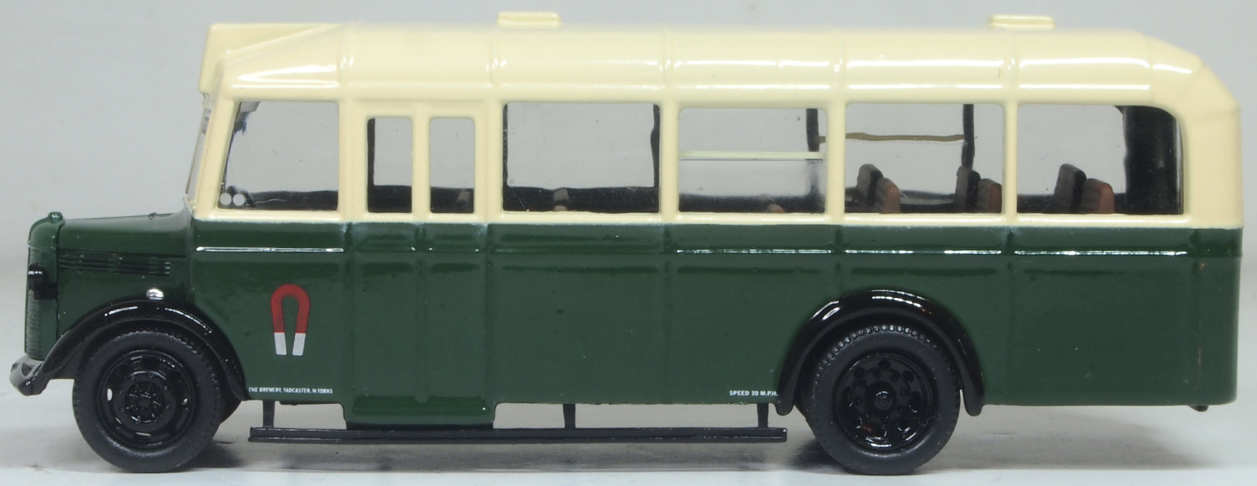 Oxford Diecast Bedford OWB John Smiths Brewery 1:76