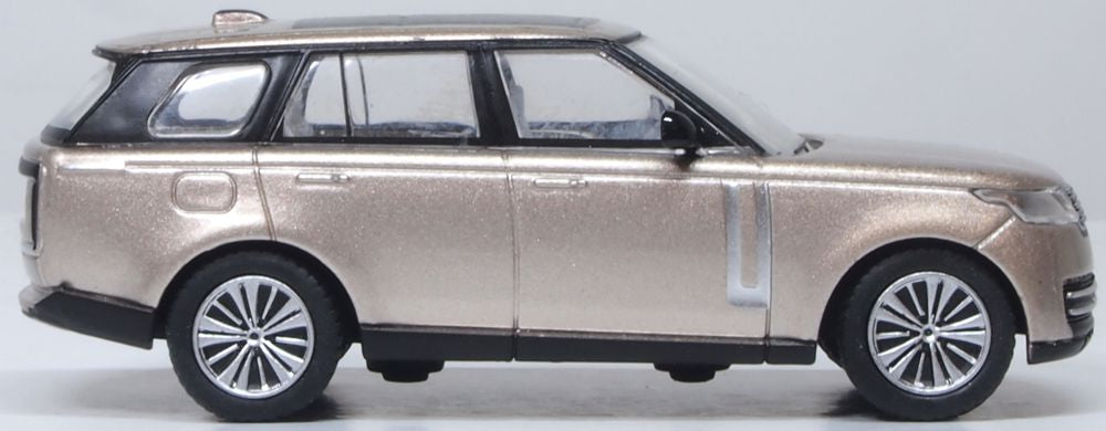 Oxford Diecast Range Rover L460 SWB 1st Edition Batumi Gold
