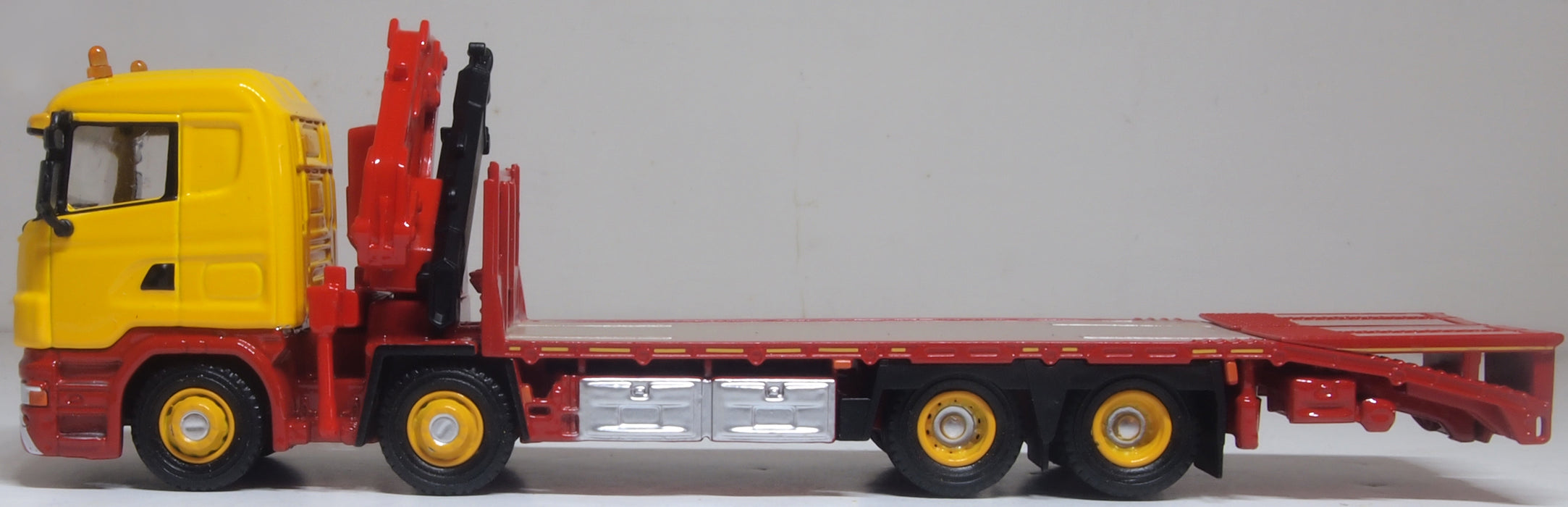 Oxford Diecast Scania Crane Lorry Yellow 1:76