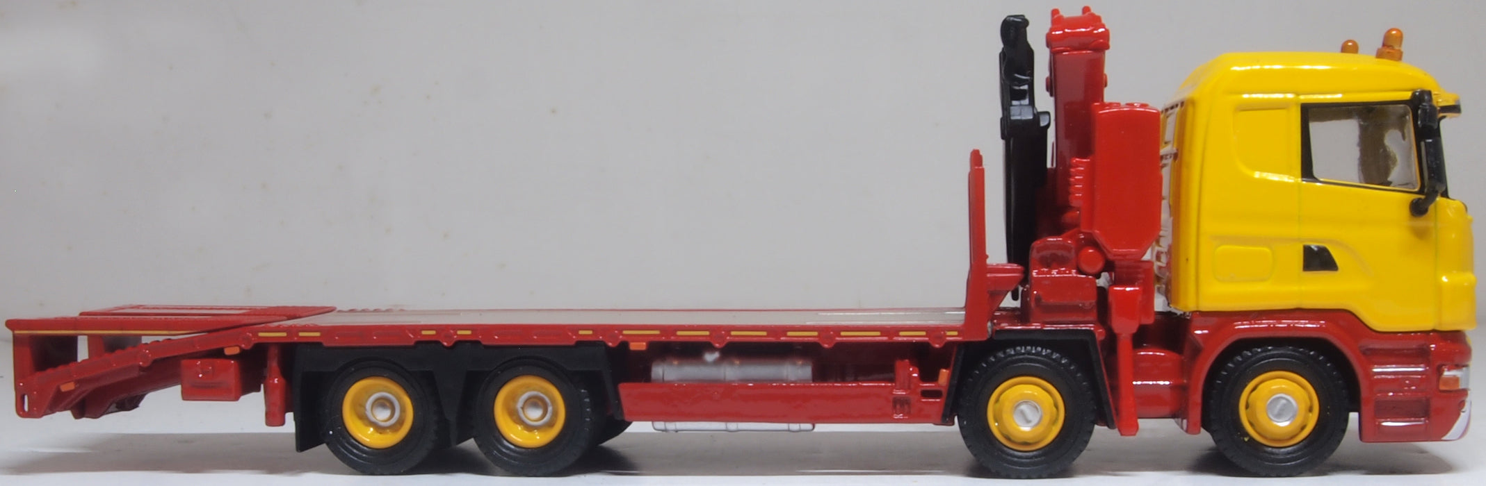 Oxford Diecast Scania Crane Lorry Yellow 1:76