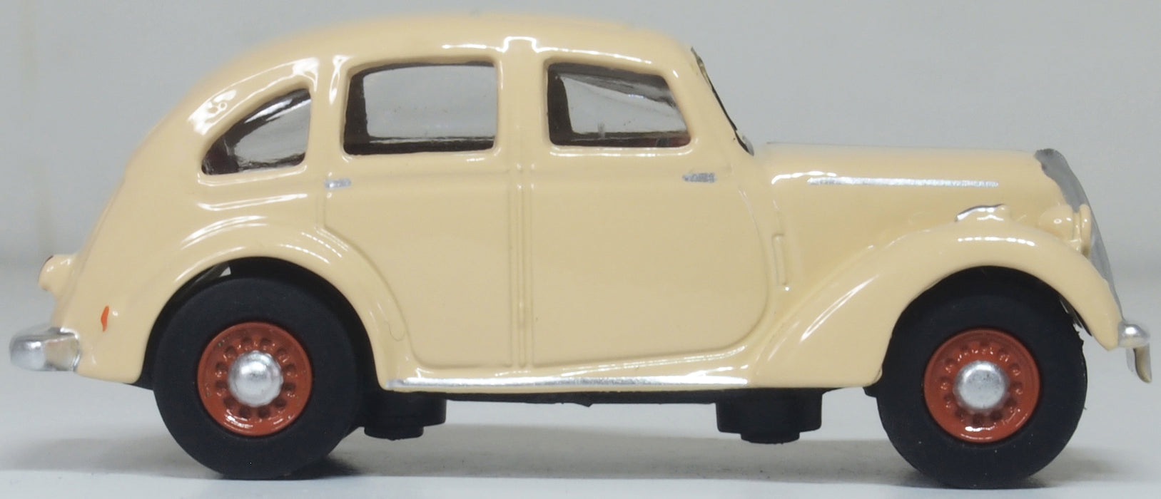 Oxford Diecast Standard Flying Twelve Fawn 1:76