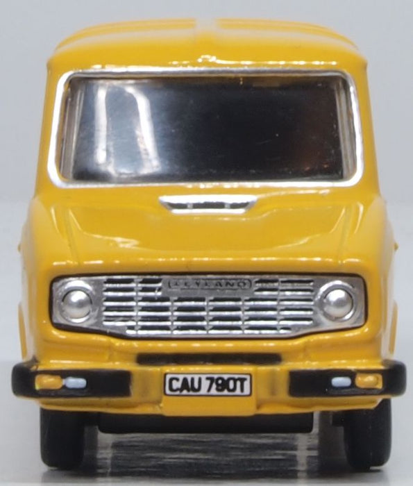 Model of the Sherpa Van British Rail by Oxford at 1:76 scale.