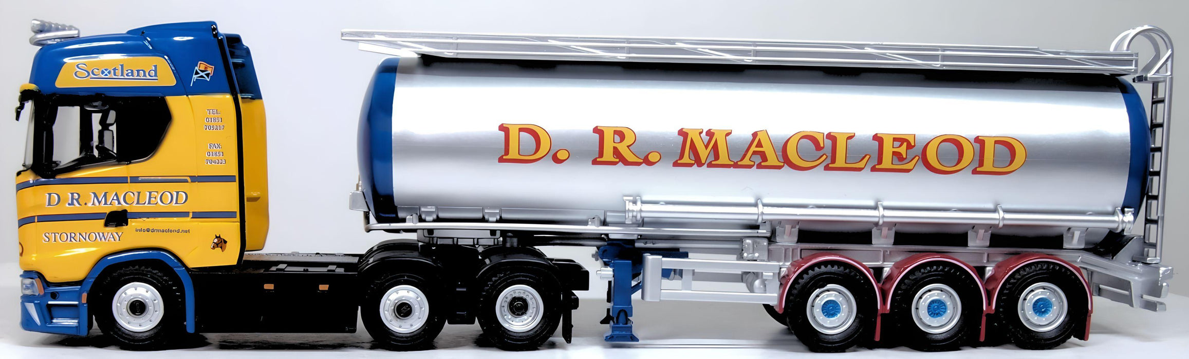 Oxford Diecast D R Macleod Scania New Generation S Cylindrical Tanker 1:76 Scale Left