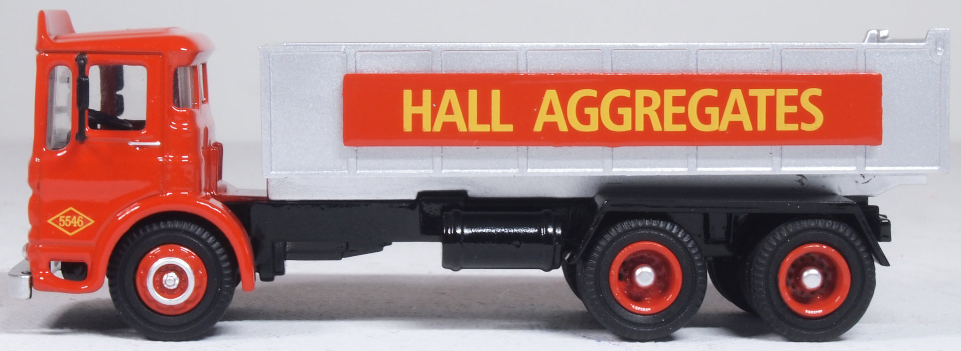 Oxford Diecast Aec Tipper Hall Aggregates 1:76