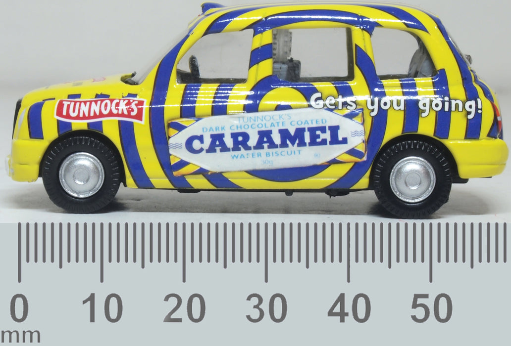 Oxford Diecast TX4 Taxi Tunnocks 1:76