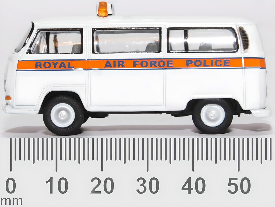 76VW031 1:76 Scale Volkswagen Bay Window Type 2 T2 RAF Police Measurements